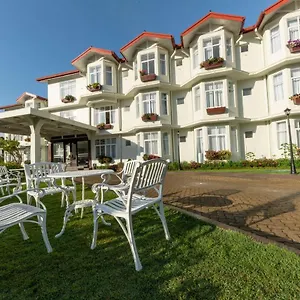 4* فندق جالواي هايتس