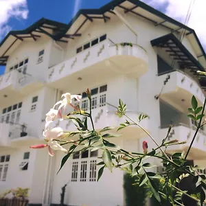 Hotel View &, Nuwara Eliya