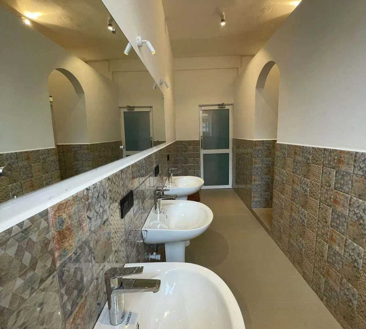 Journey Junction Hostel Nuwara Eliya
